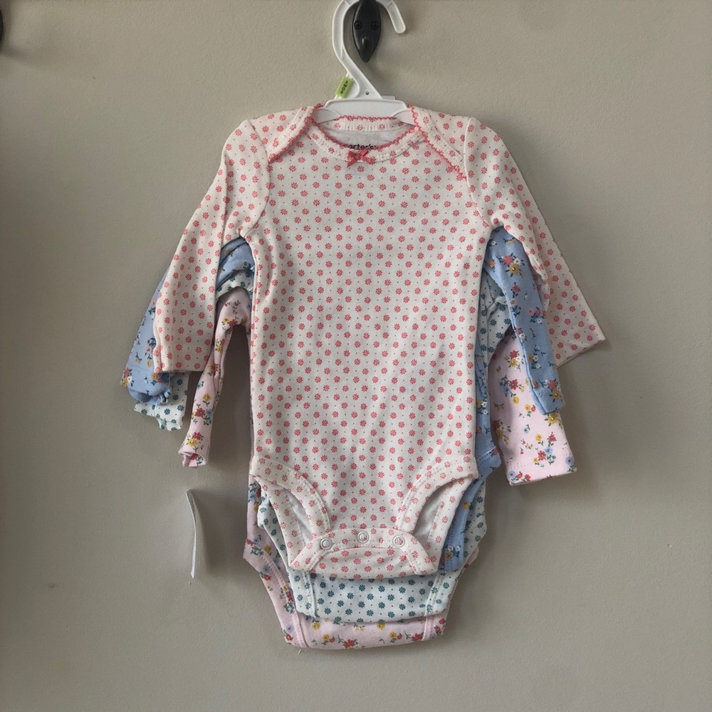 Carter’s floral 3 piece bodysuit set